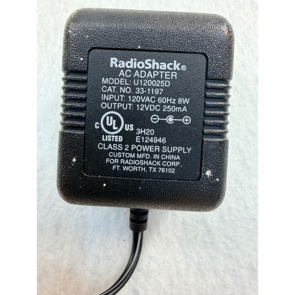 RadioShack AC Adapter U120025D 33-1197 12VDC 250mA Center Negative Power Supply